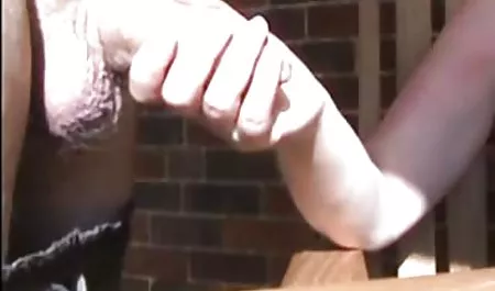 Amerika pengasuh video bokep hot 3gp oral seks dan wajah