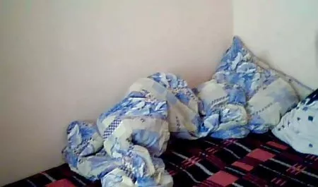 Elle SE dans Le kumpulan video seks hot toilet
