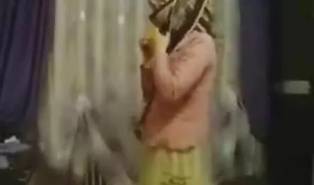 Lebih Canggung Menahan Diri bokep ciuman hot