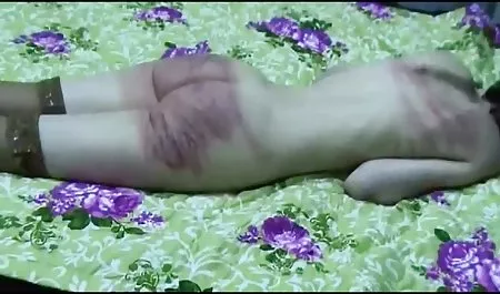 Riley Buka baju, dansa Topless bokep hot pul showing Boobs.