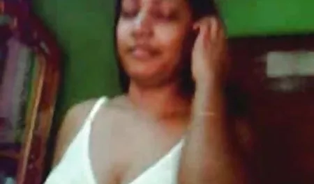 Basah xxx tante hot pukas