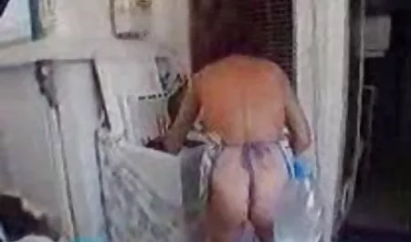 Saya pikir itu benar-benar menyenangkan untuk bokep waria hot mengajarkan anda bagaimana untuk menghisap kontol