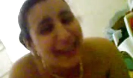 Lesbian bokep seksi cantik sub memuja nya dominan nyonya